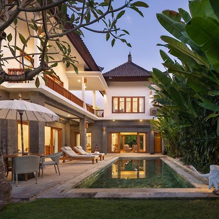 Desa Swan Villas & Spa, Keramas Luaran gambar